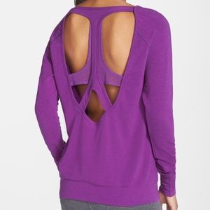 Split59 yoga Regan Back Cutout pullover sz SMALL